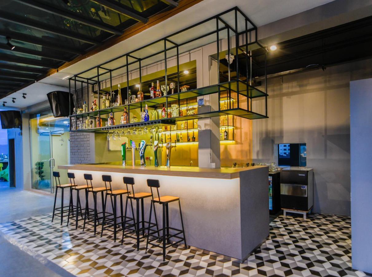 Hotel New Wave Mandalay Esterno foto