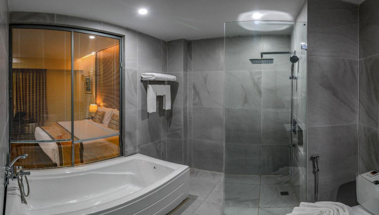 Hotel New Wave Mandalay Esterno foto