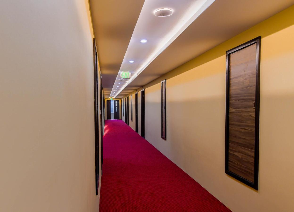 Hotel New Wave Mandalay Esterno foto