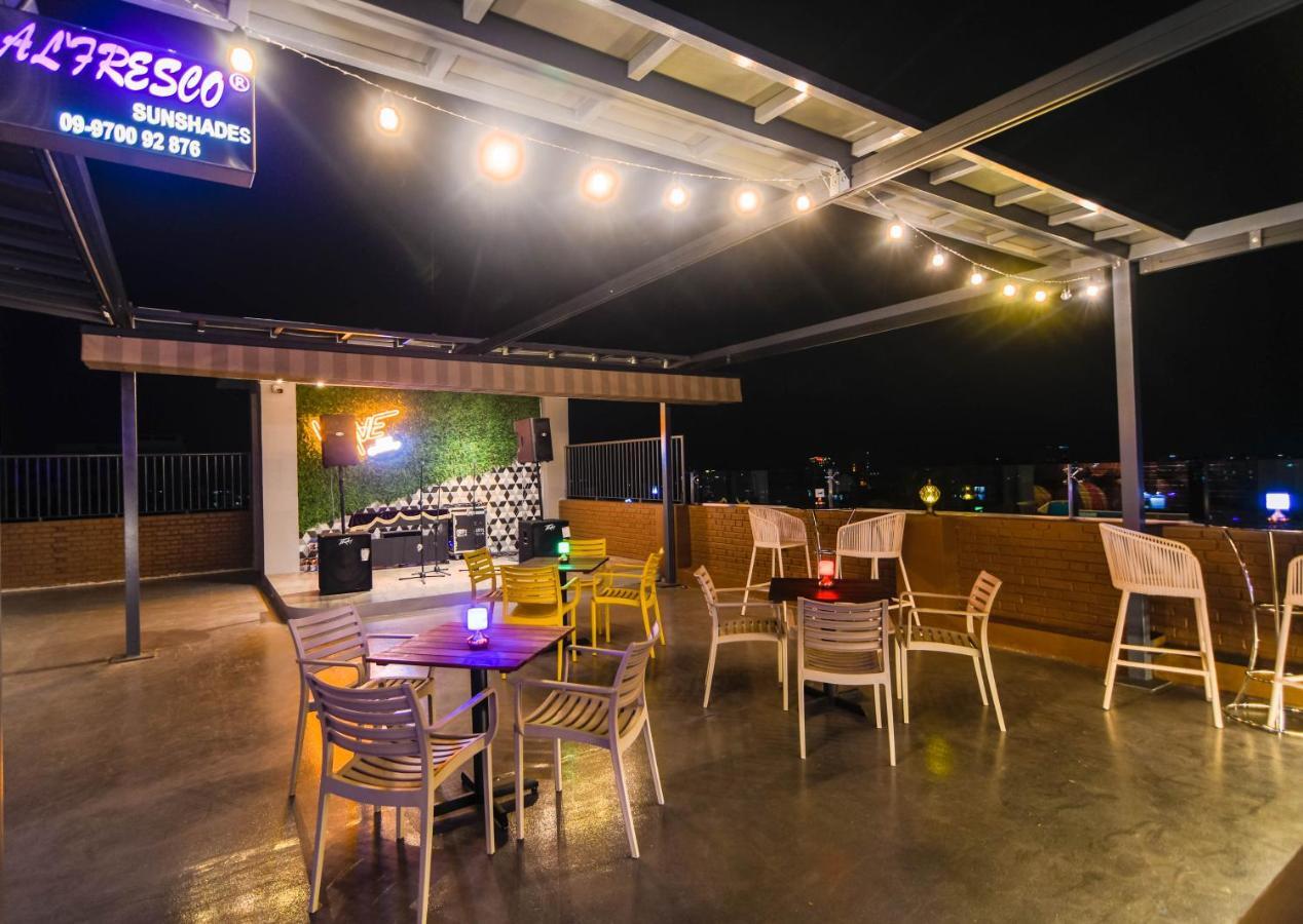 Hotel New Wave Mandalay Esterno foto
